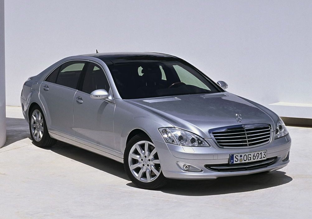 2005 Mercedes S-Class from 2005 (W221)