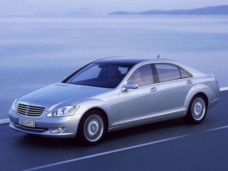 2005 Mercedes S-Class from 2005 (W221)