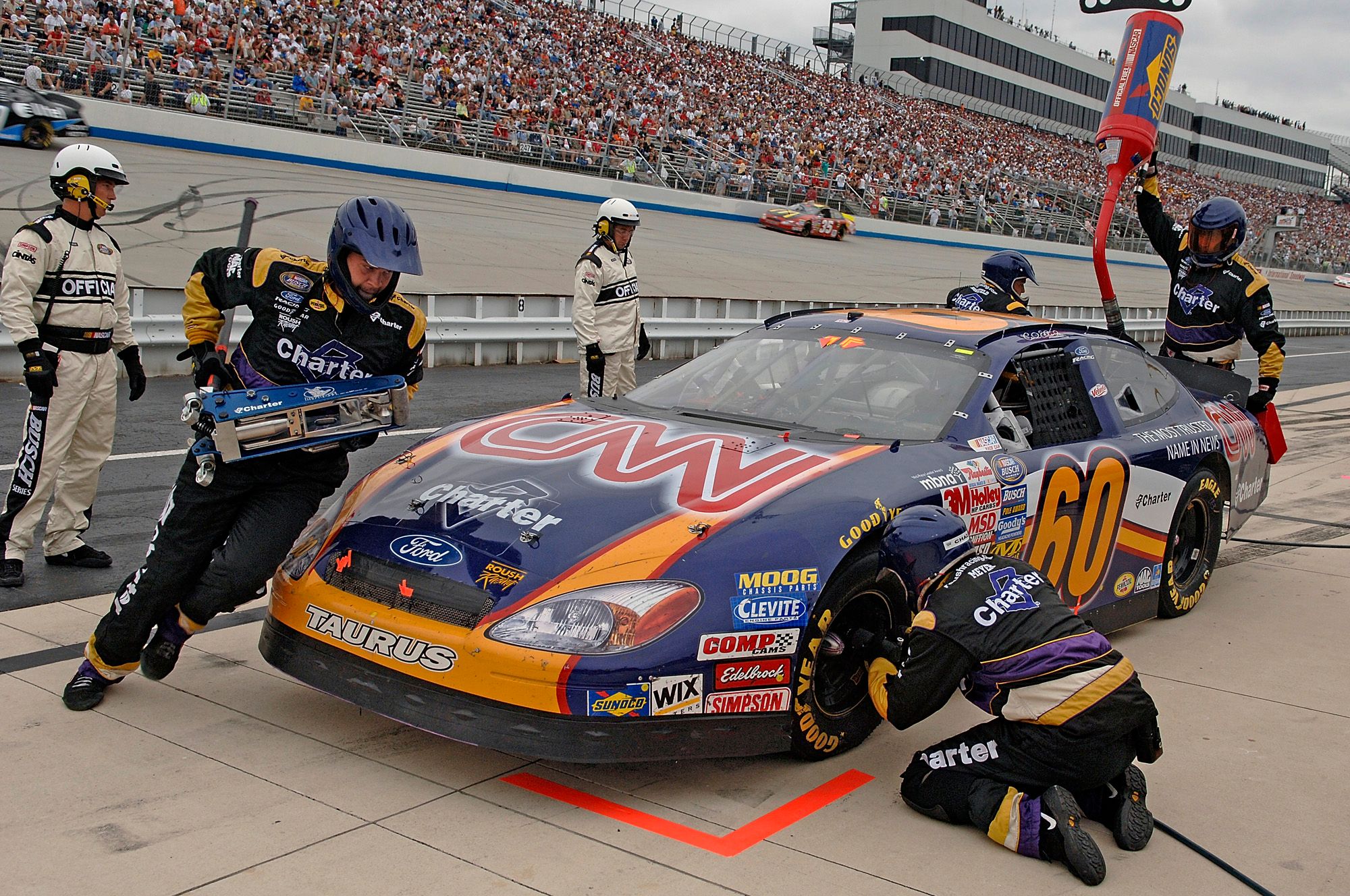 2002 - 2005 Ford Taurus (NASCAR)