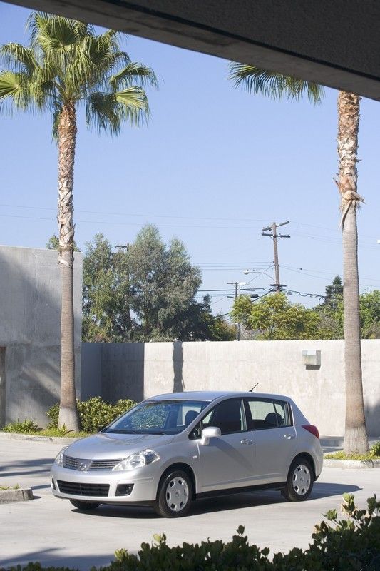 2006 Nissan Versa