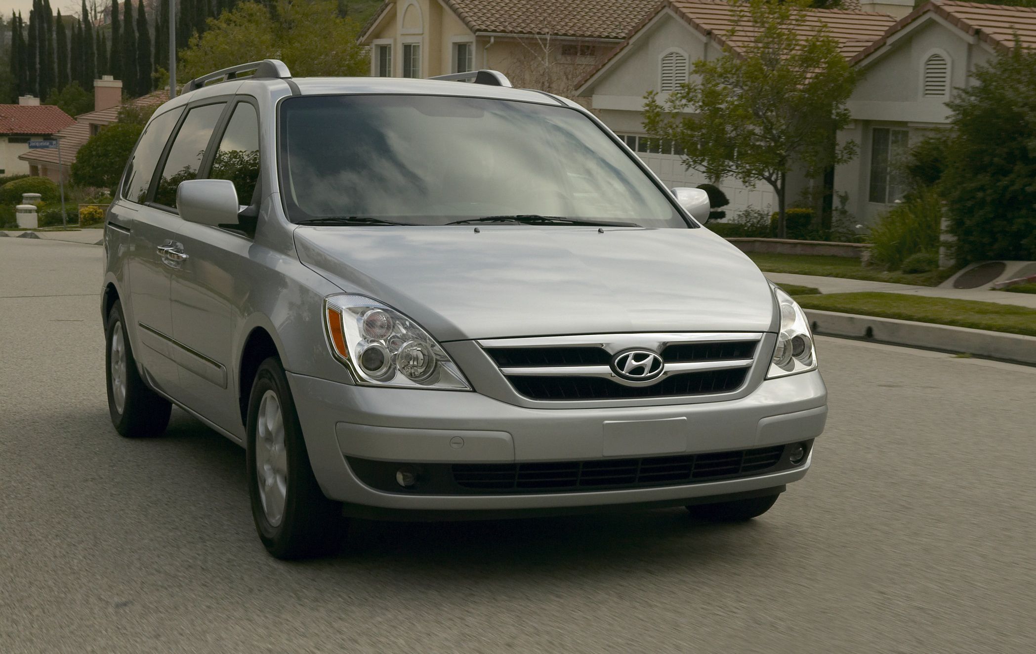 2007 Hyundai Entourage