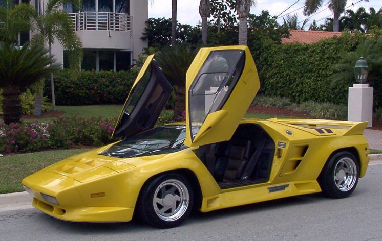 1992 Vector W8