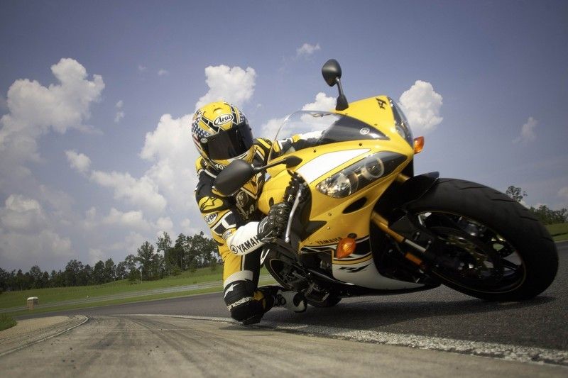 2006 Yamaha YZF R1