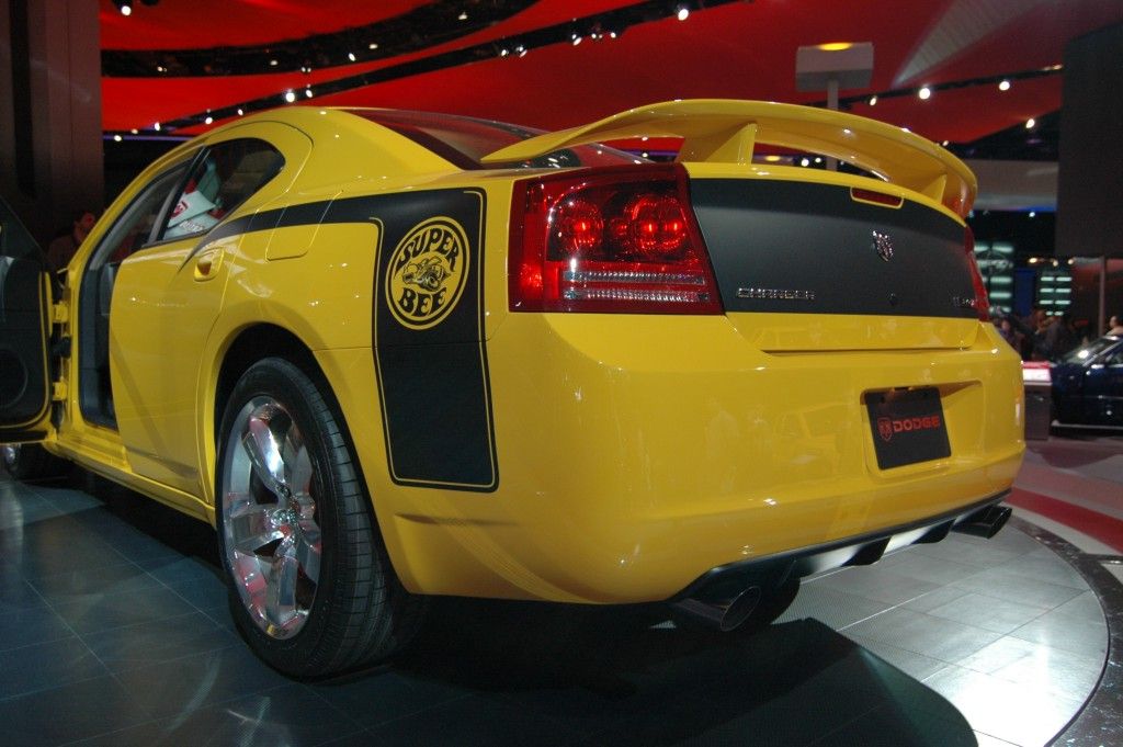 2007 Dodge Charger SRT-8 Super Bee