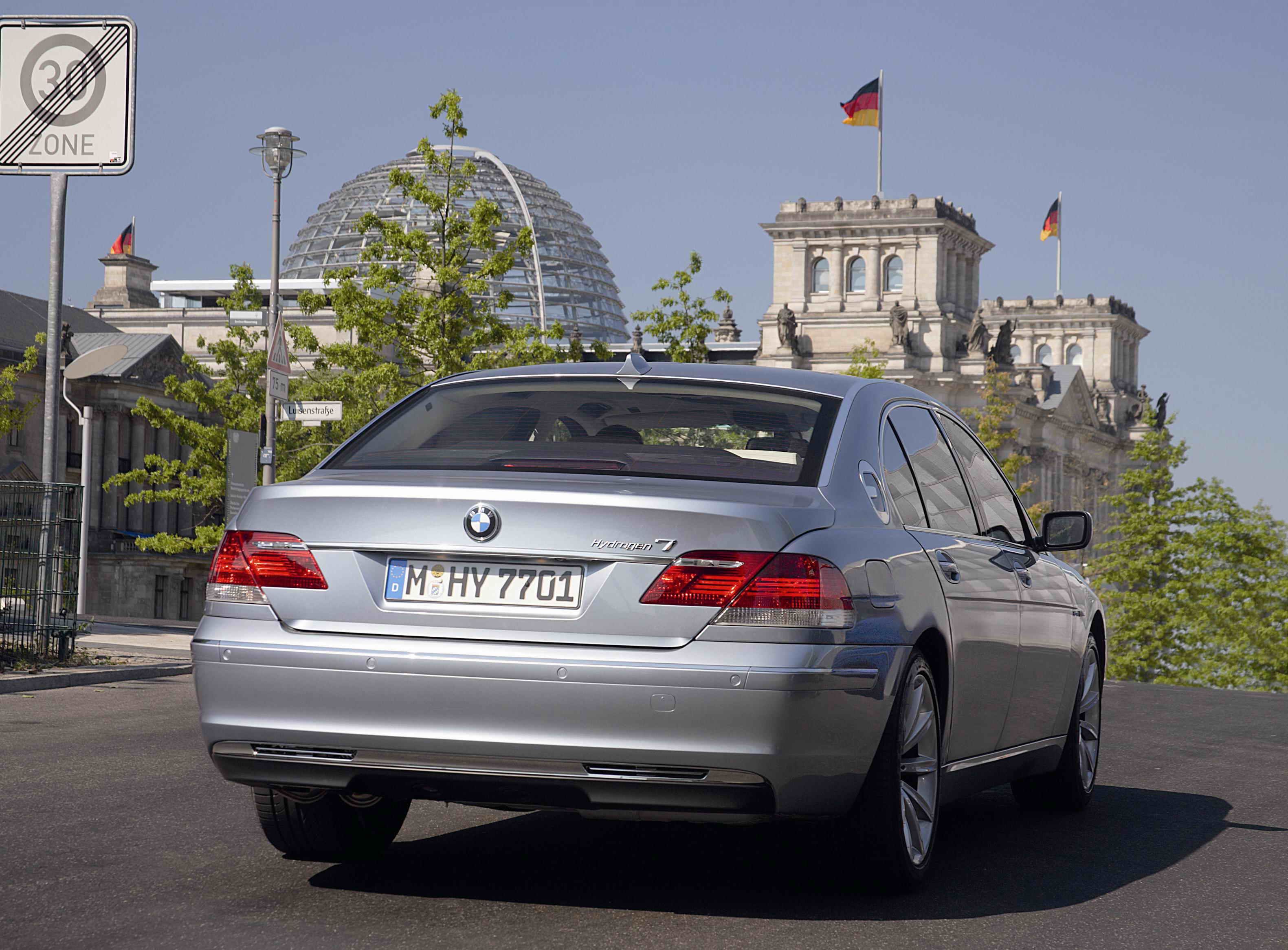 2006 BMW Hydrogen 7