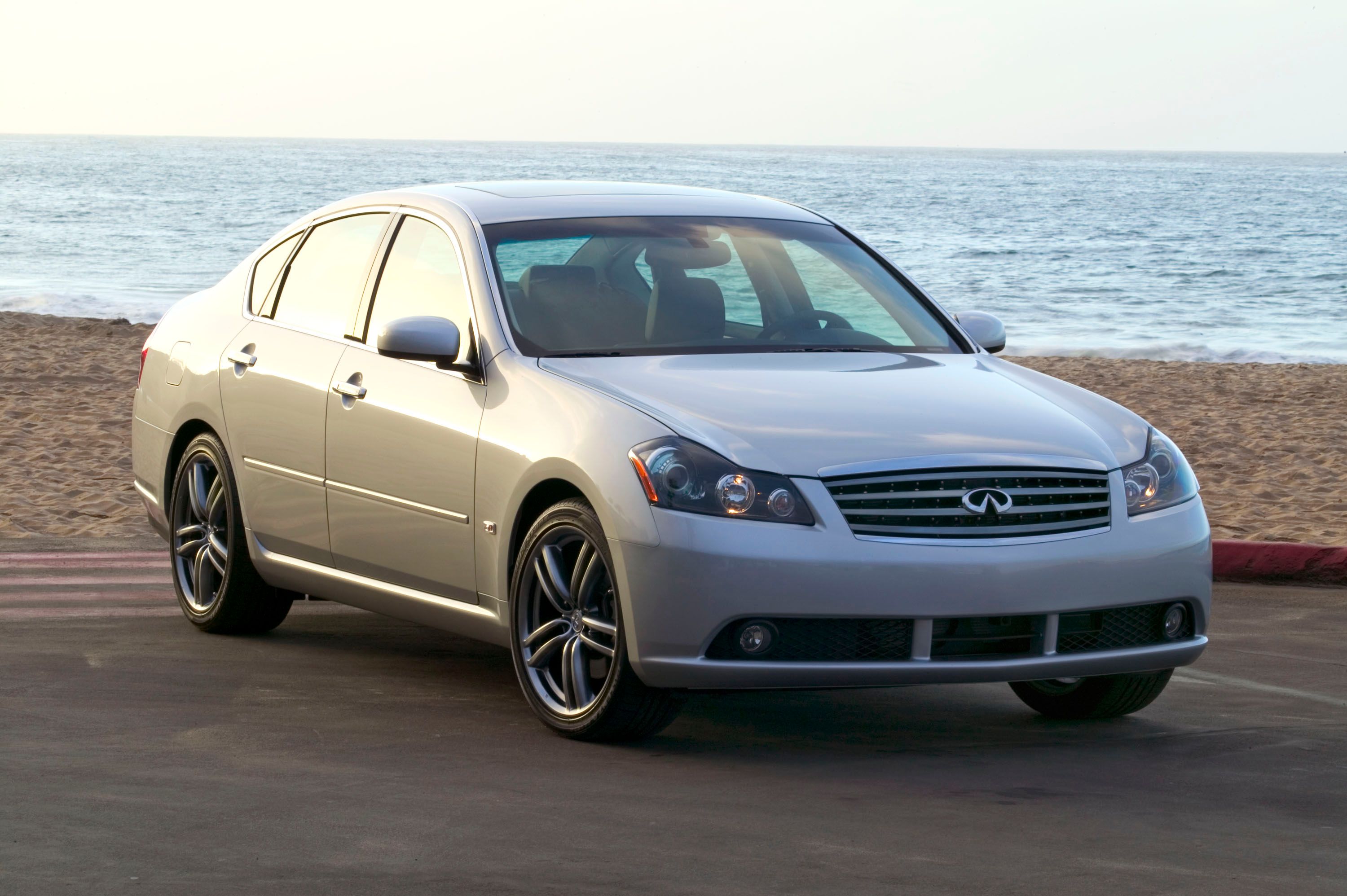 Infiniti M35