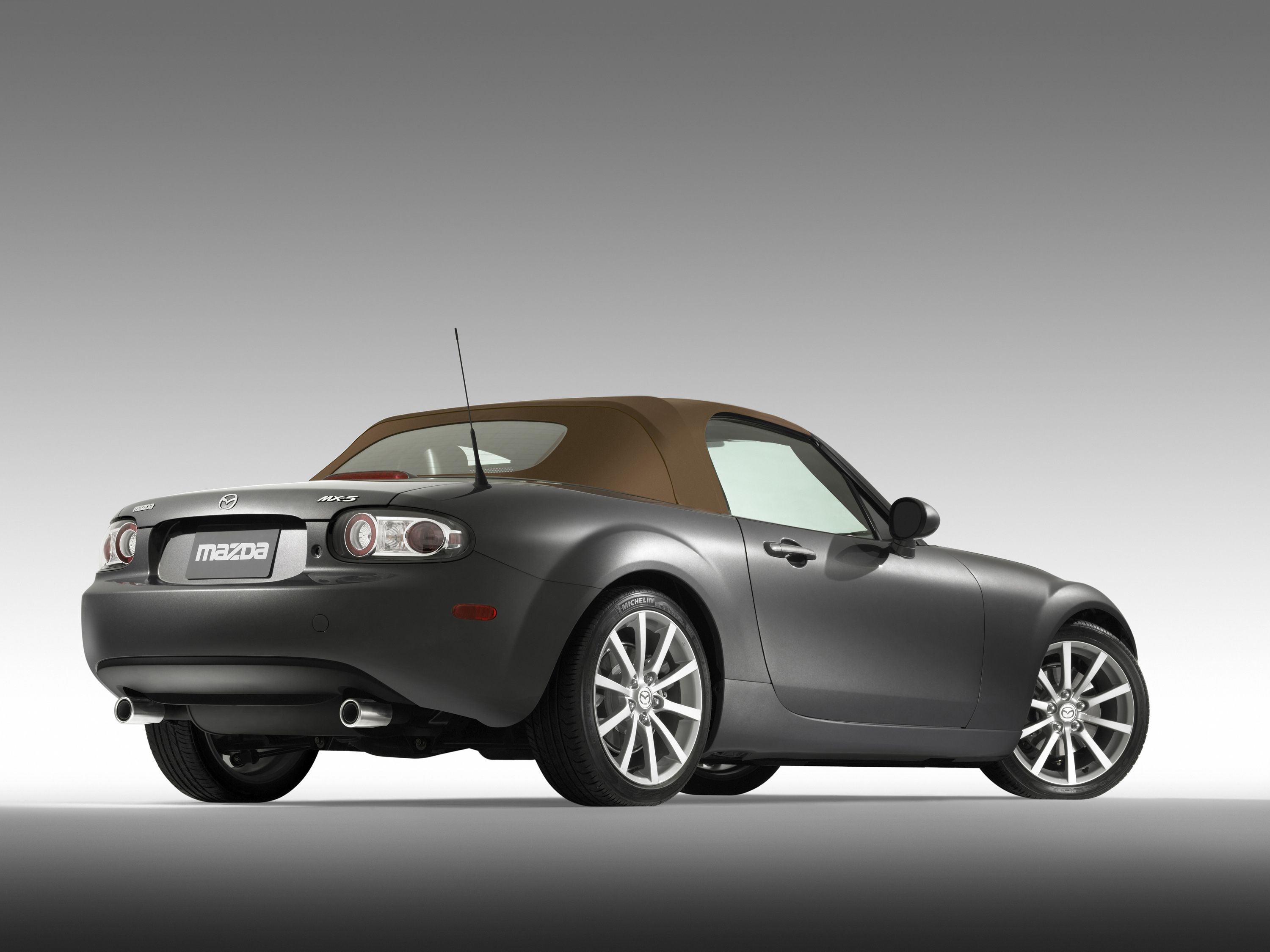 2006 Mazda MX-5 Miata