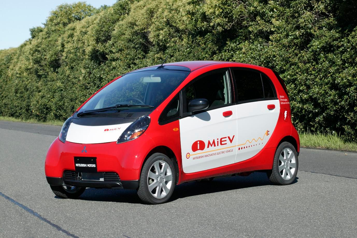 Mitsubishi innovative Electric Vehicle