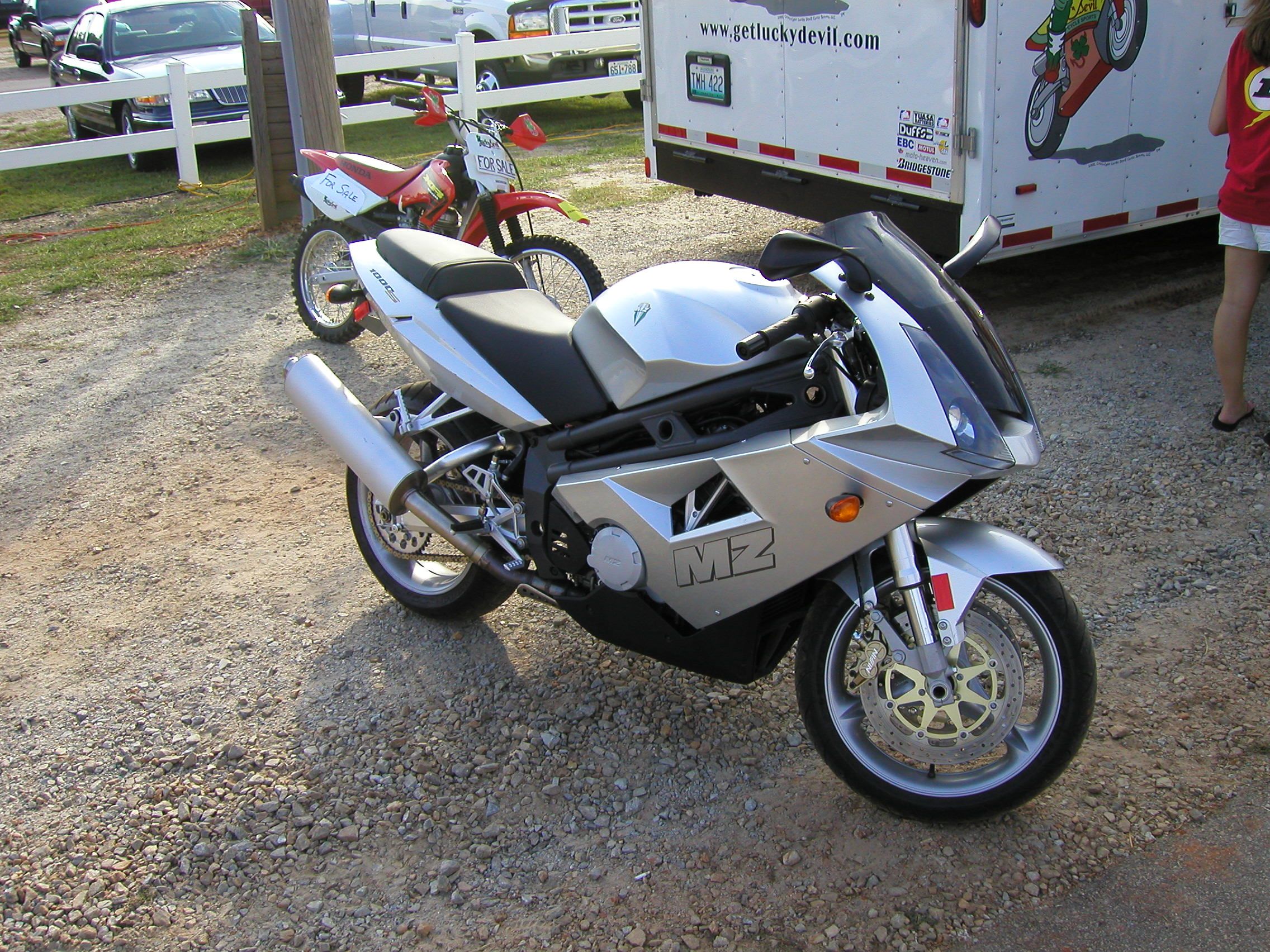 2006 MZ 1000S