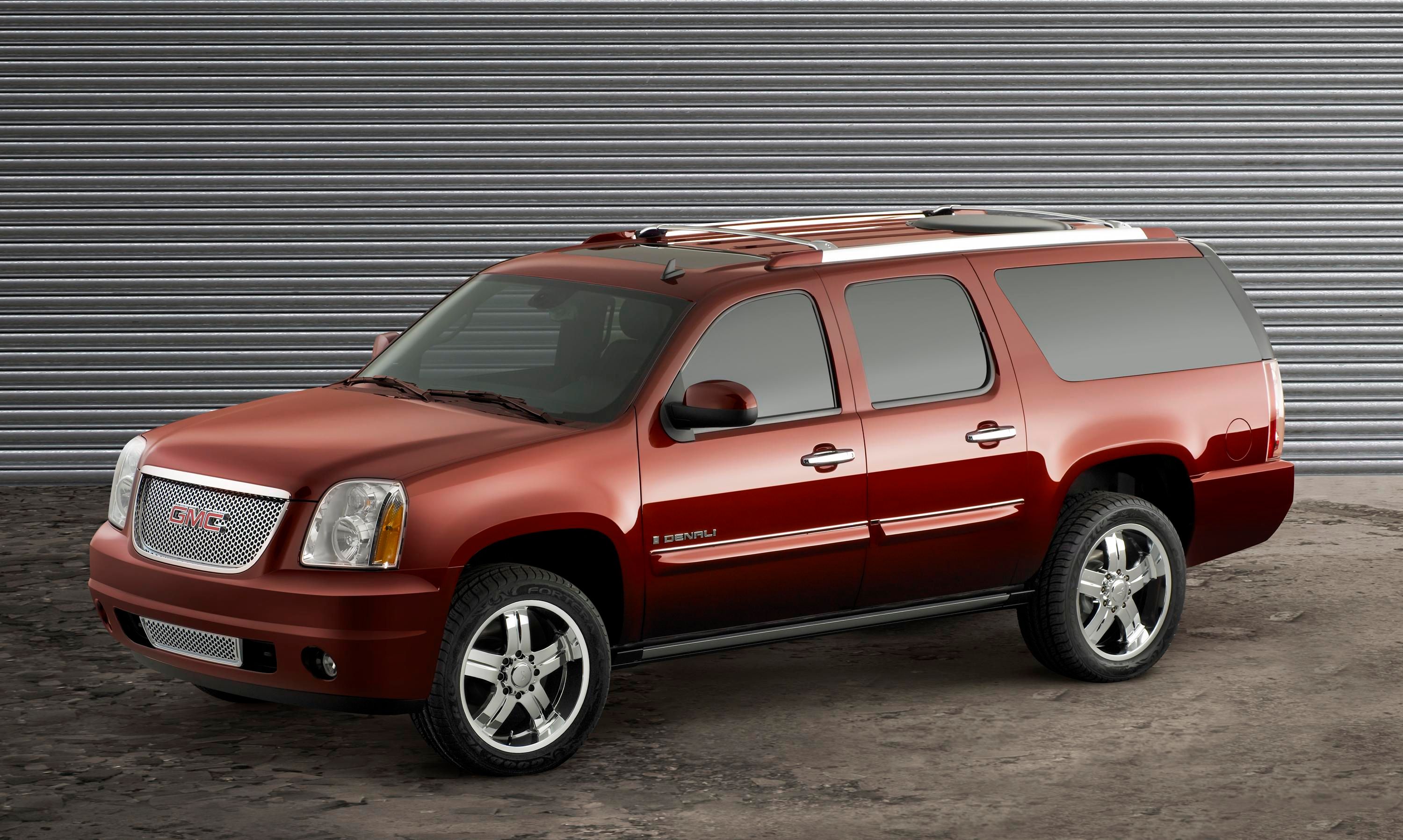 GMC Yukon Denali XL 2500 “Big Max”