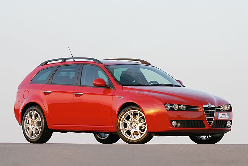 Alfa Romeo 159 Sportwagon 3.2 JTS Q4 - Has to be one of the most beautiful  cars, especially in this spec. : r/Autos