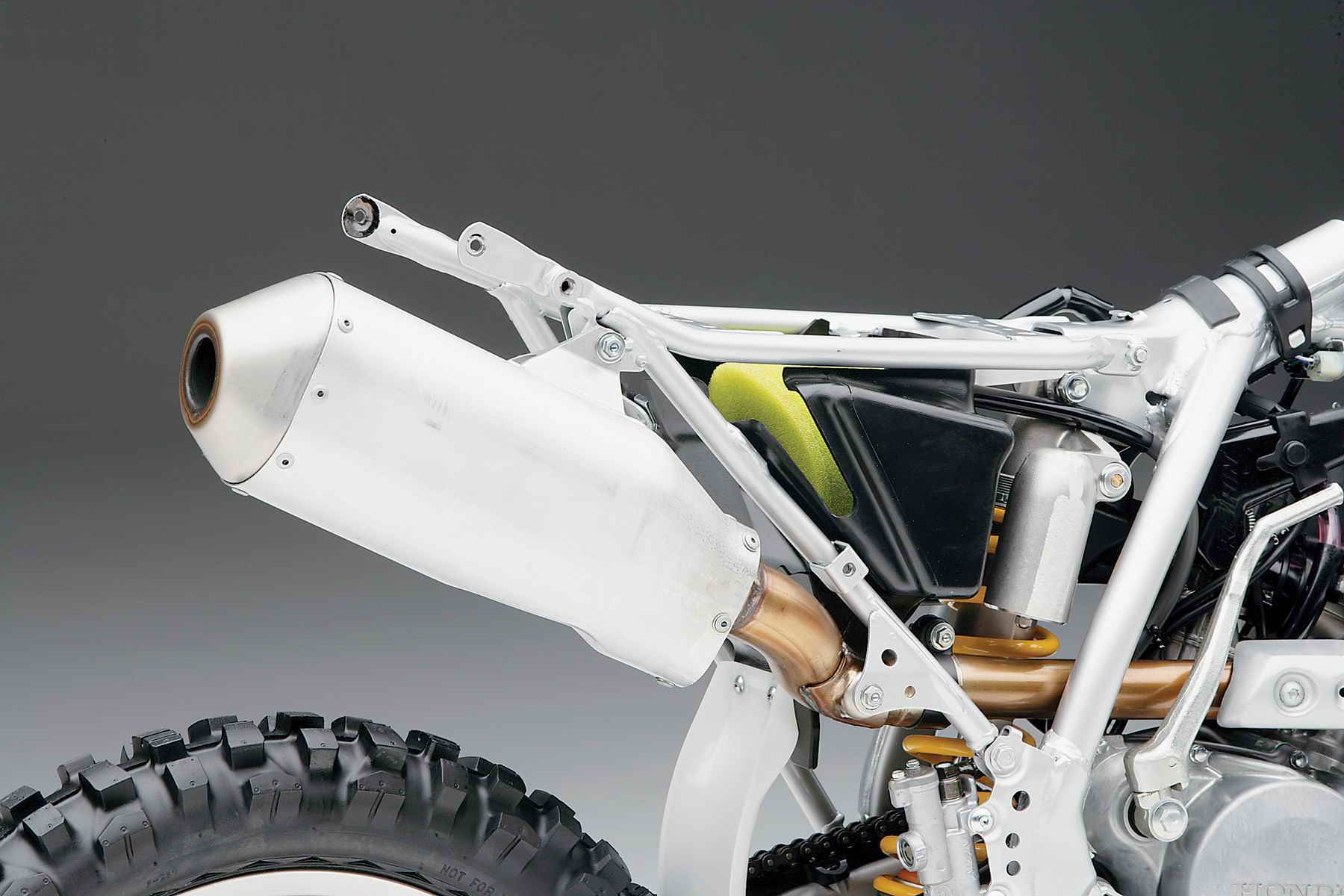 thumbnail image 2 of Cyclepedia Honda CRF150R / CRF150RB Motorcycle Service Repair Manual (2007-2024) CPP-164 2 of 4
