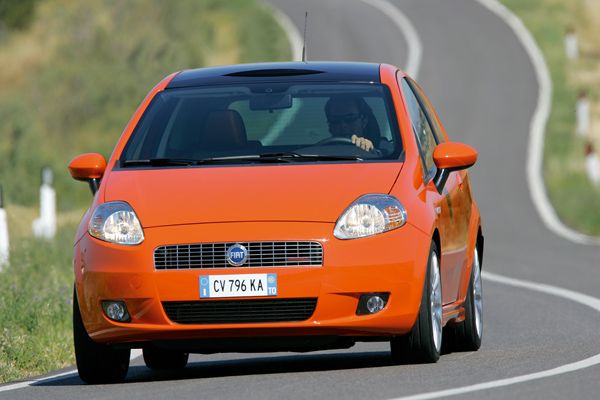 Fiat Grande Punto Specifications & Price