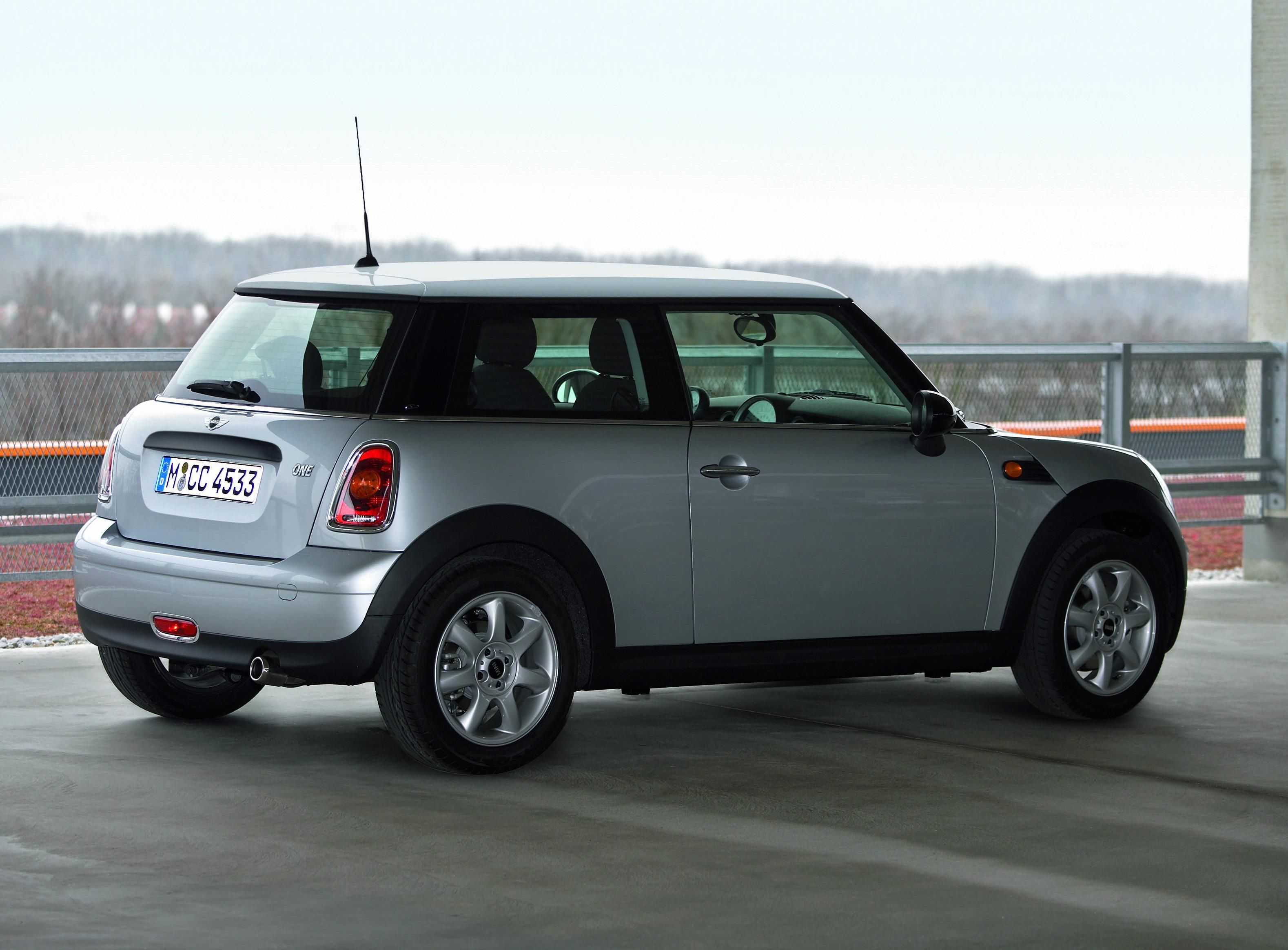 2007 MINI One and MINI Cooper D 