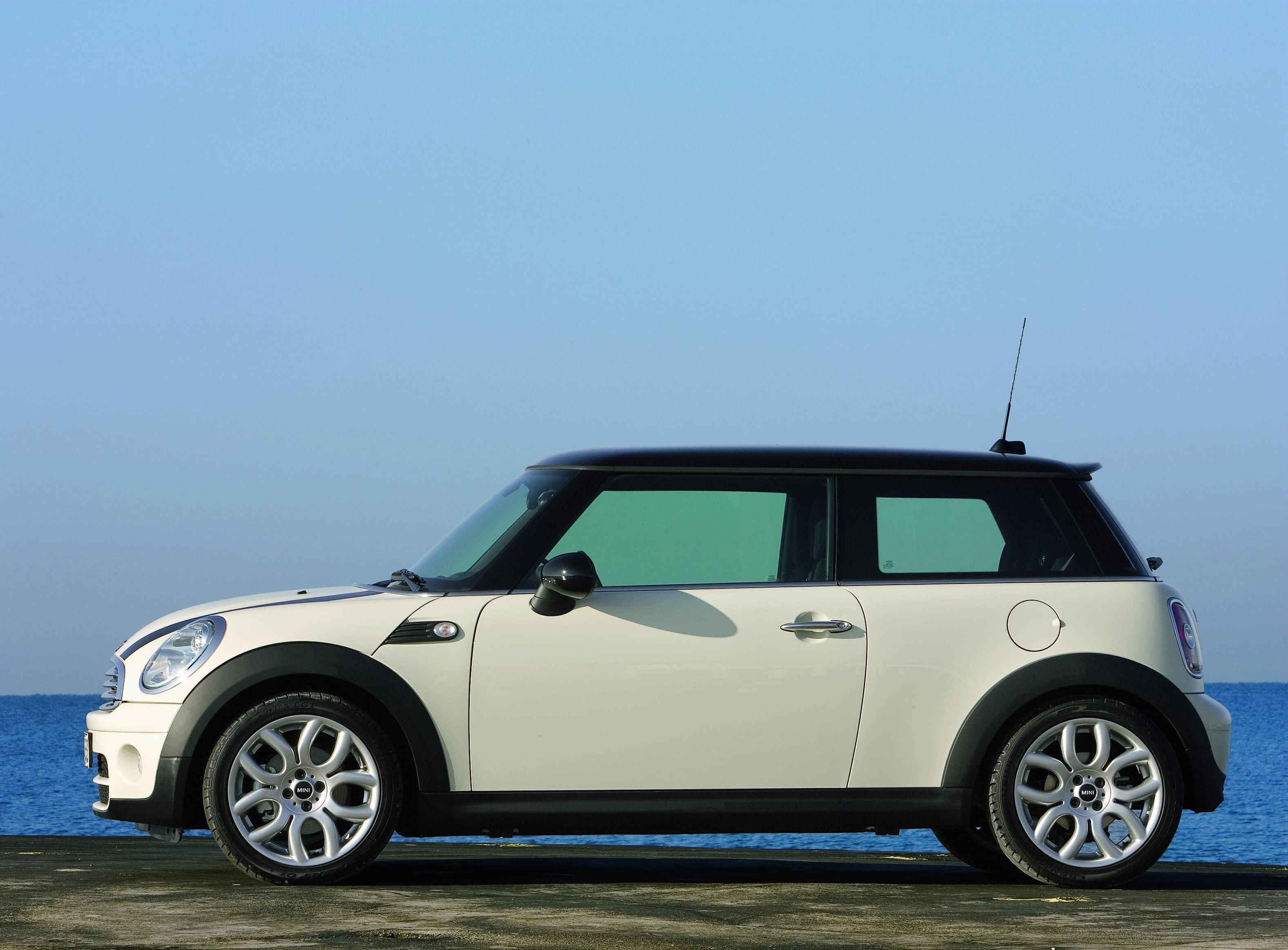 2007 MINI One and MINI Cooper D 