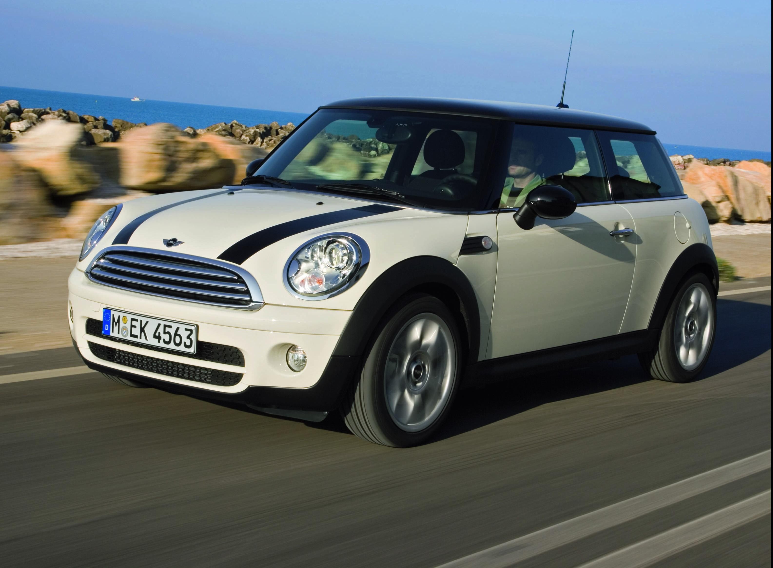 2007 MINI One and MINI Cooper D 