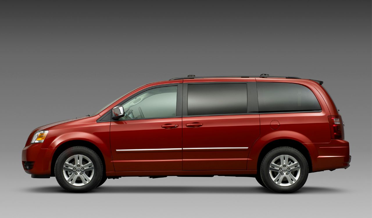 2008 Dodge Grand Caravan and Chrysler Town & Country