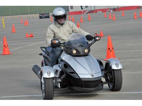 Bombardier Can-Am Spyder Grand Sport Roadster