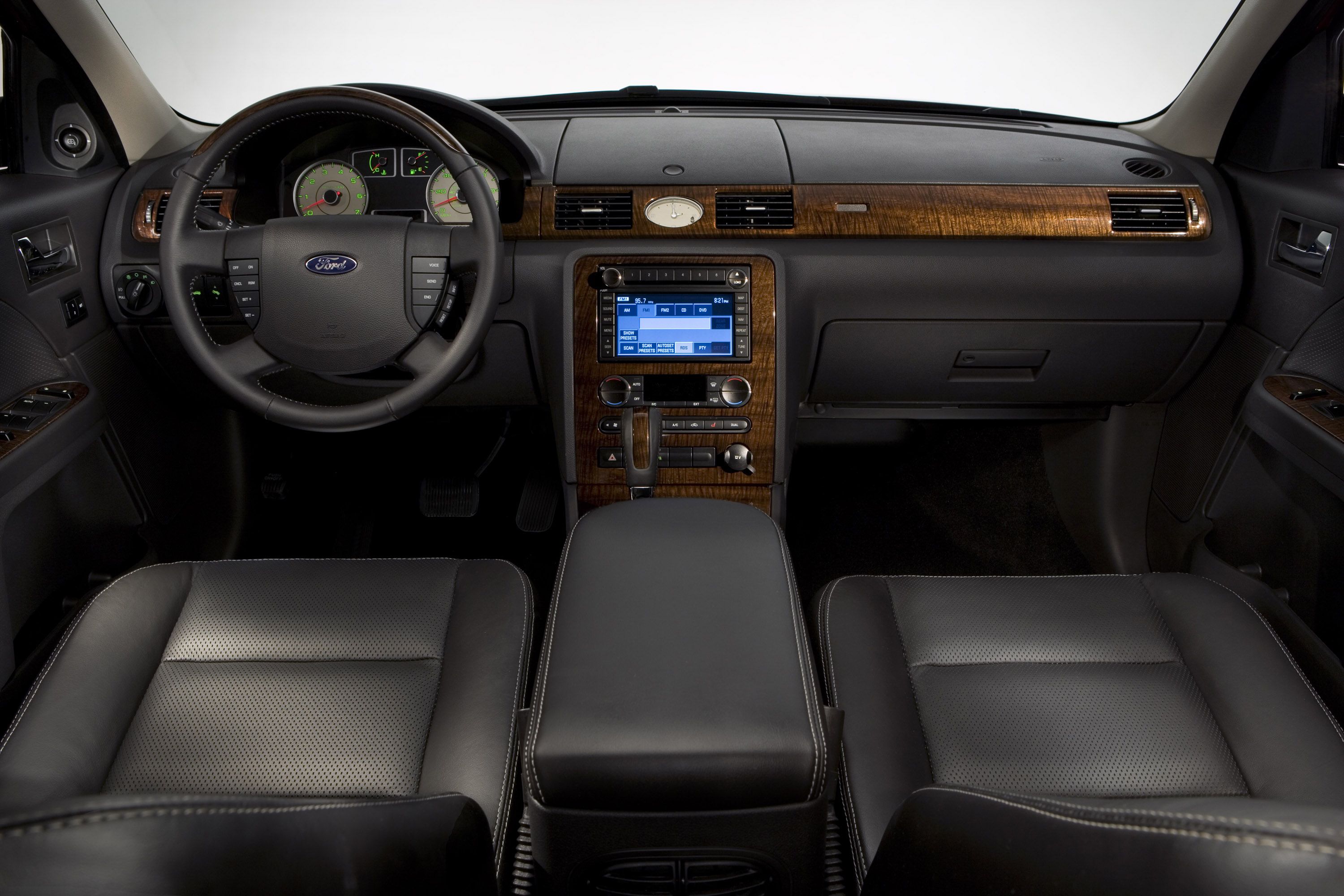 2008 Ford Taurus Interior