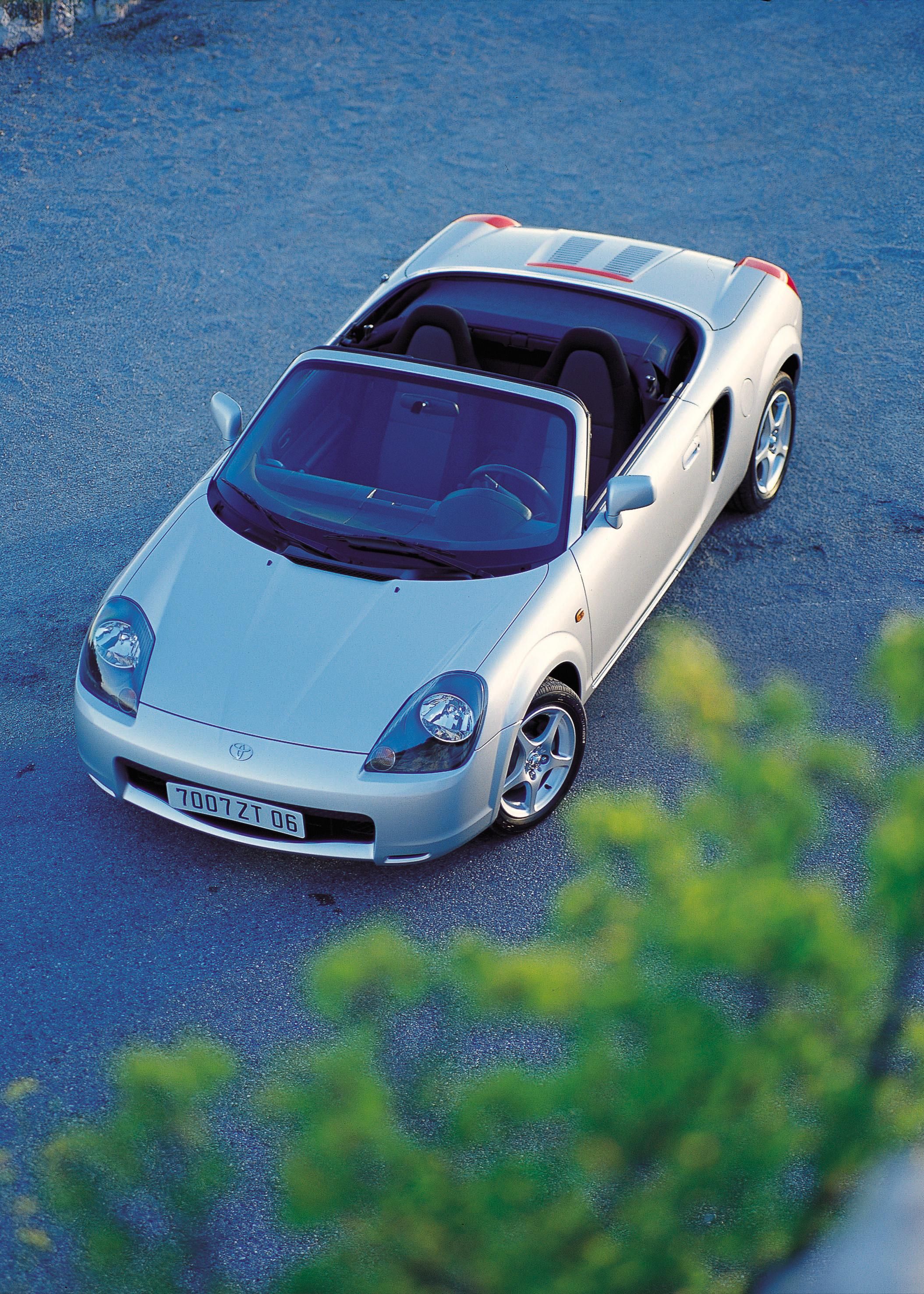 2002 Toyota MR2