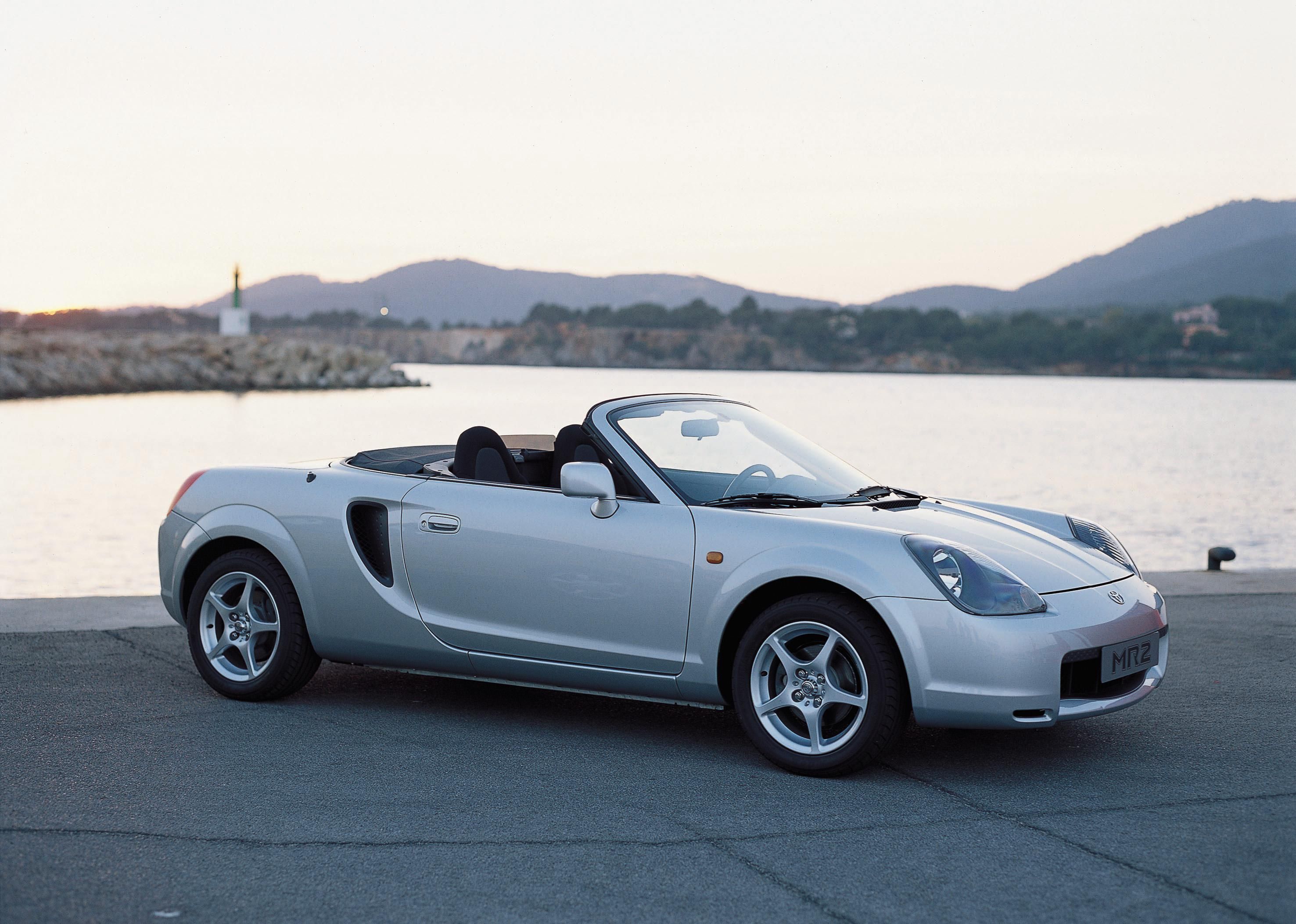 2002 Toyota MR2