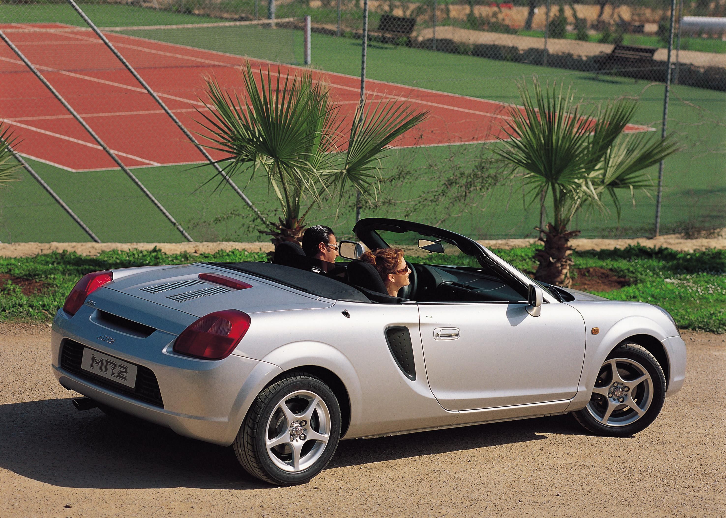 2002 Toyota MR2