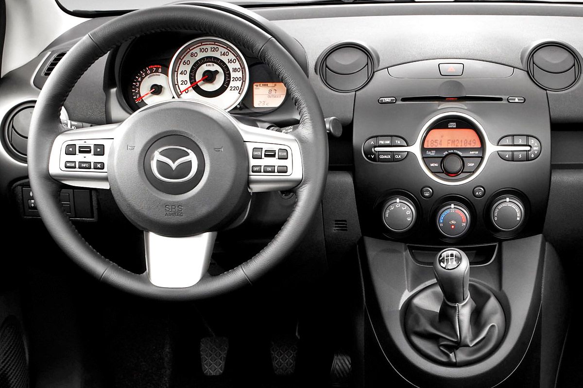 2007 Mazda 2