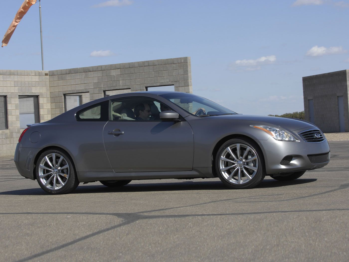 2008 Infiniti G37