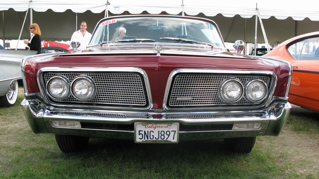 1964 Chrysler Imperial 