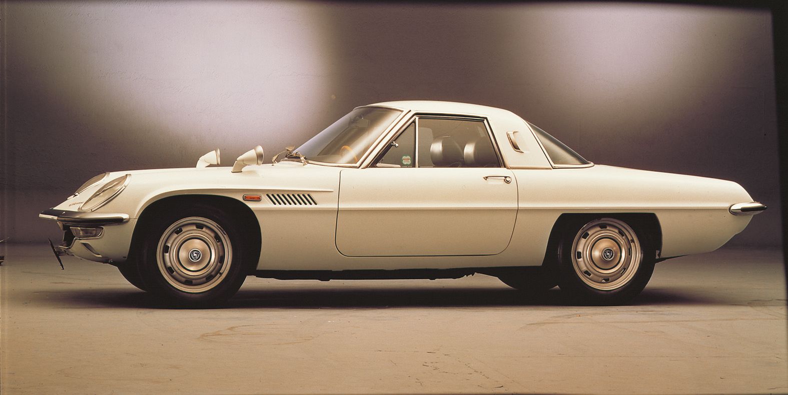 1967 - 1972 Mazda Cosmo Sport