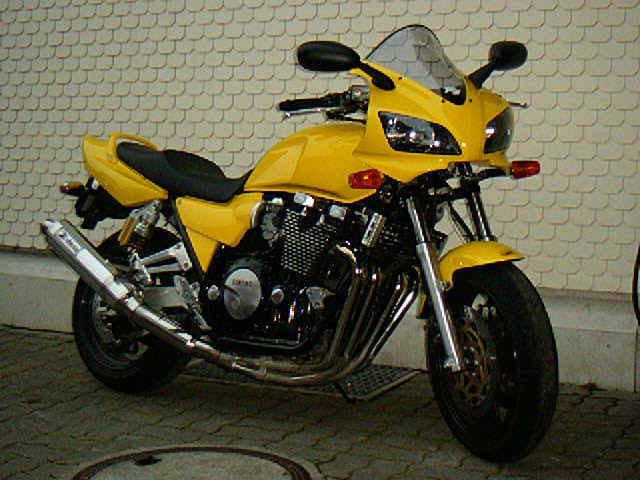 1995 Yamaha XJR1200
