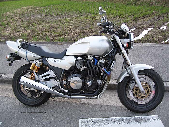1995 Yamaha XJR1200