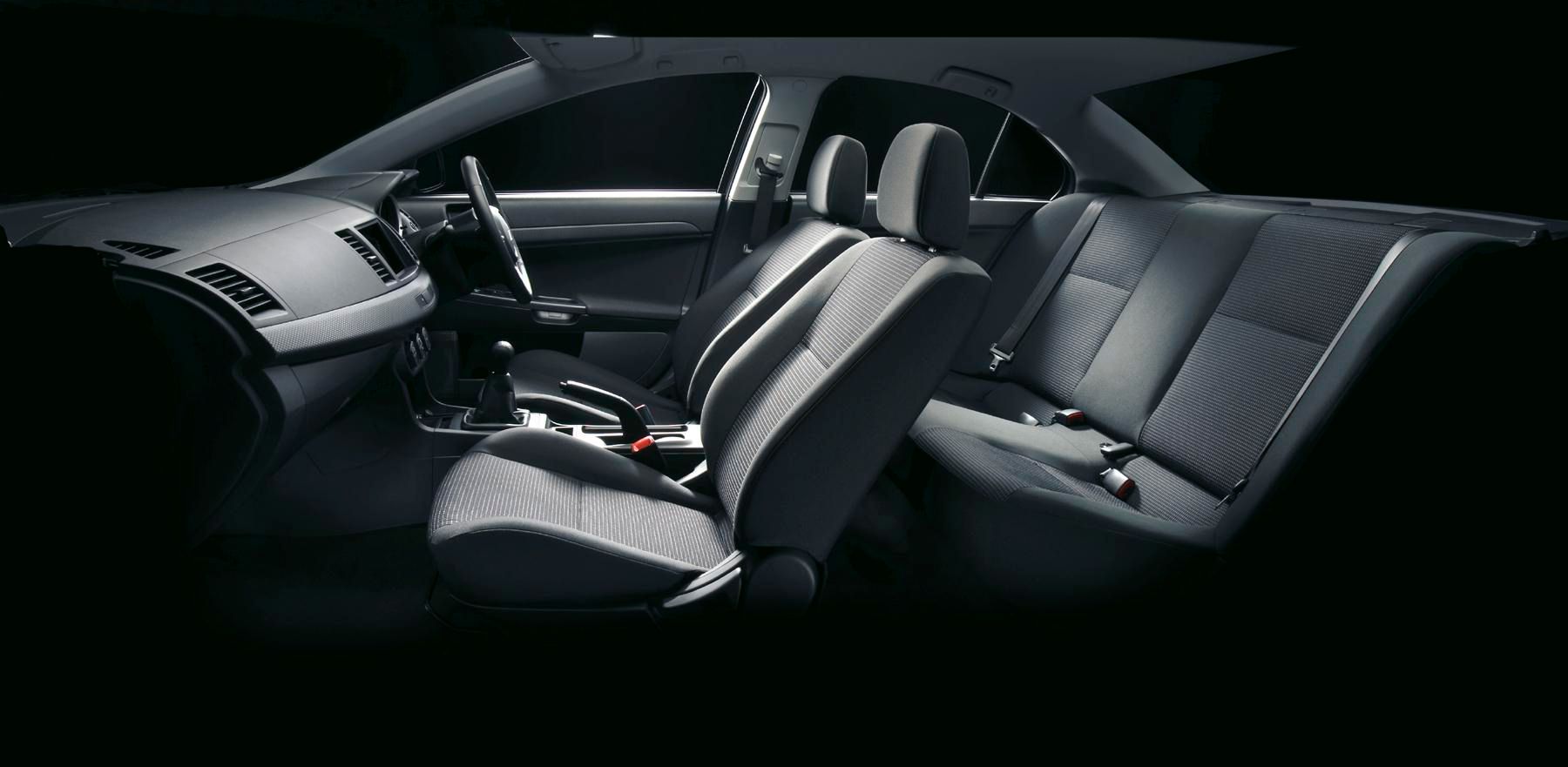 Lancer Evolution X RS Seat