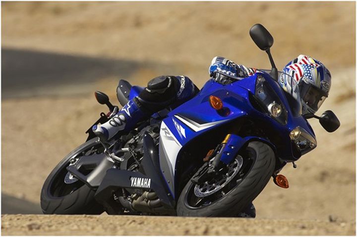  Yamaha YZF-R1