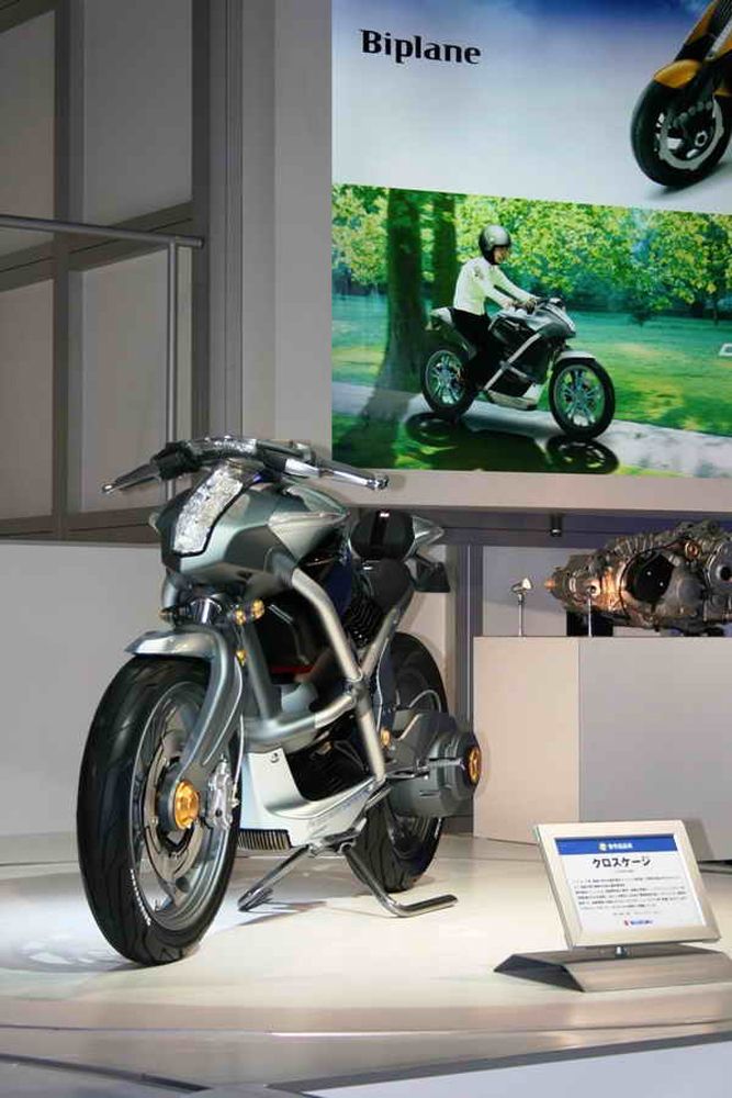 Suzuki Crosscage concept