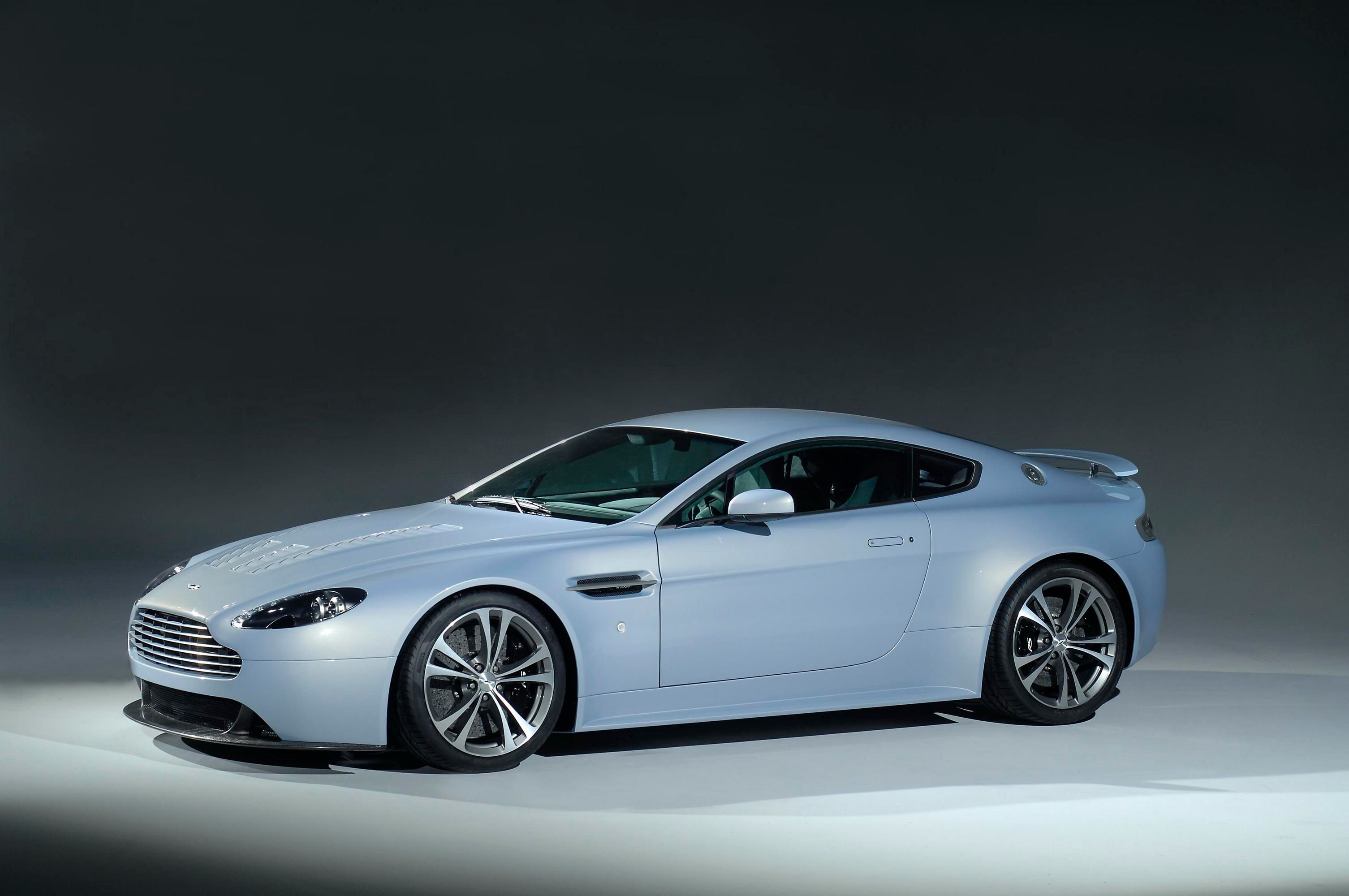 2008 Aston Martin V12 Vantage RS Concept