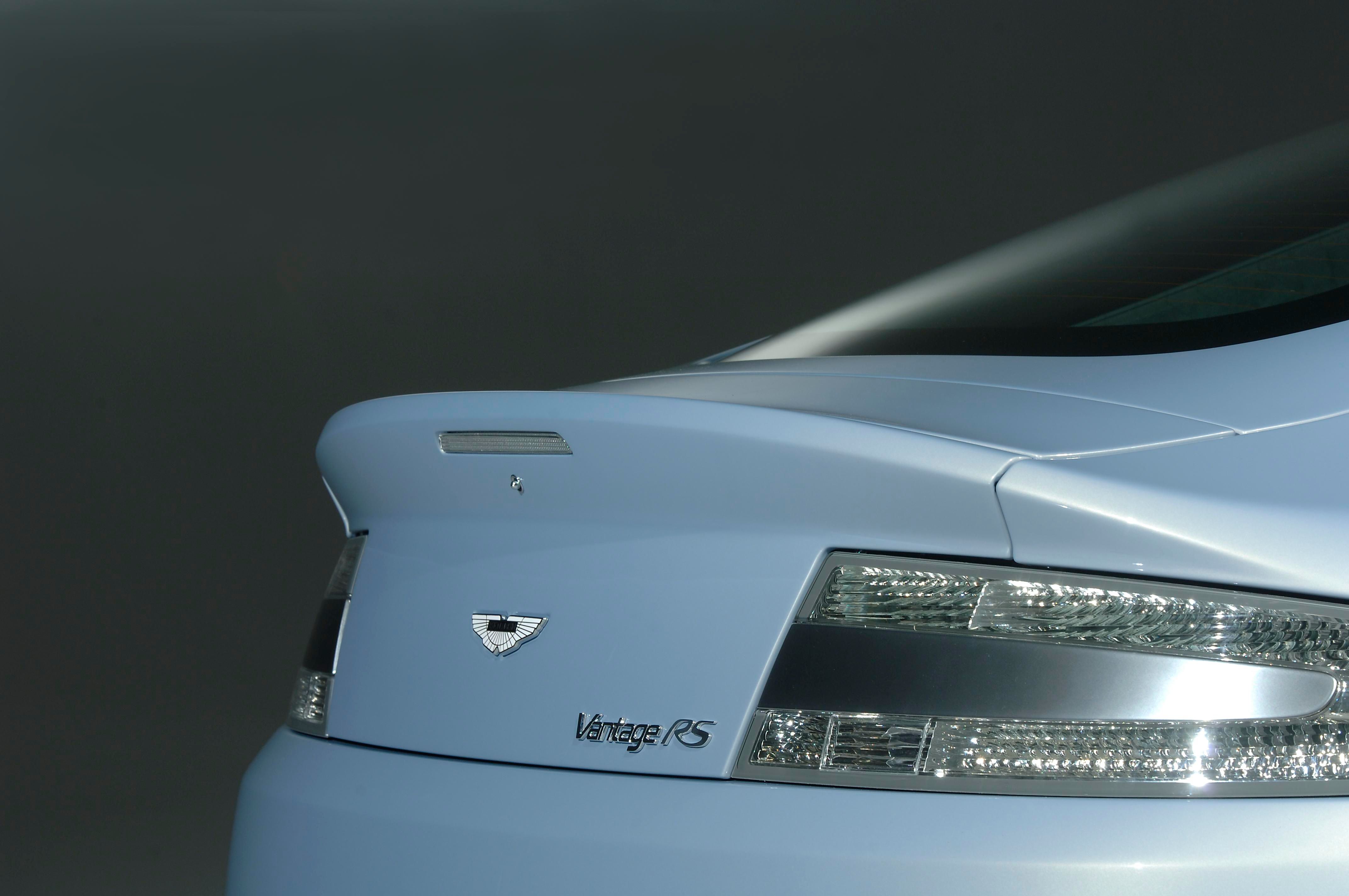 2008 Aston Martin V12 Vantage RS Concept