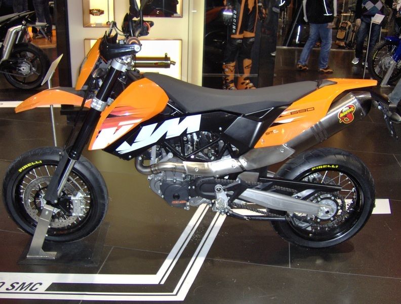  2009 KTM 690 SMC