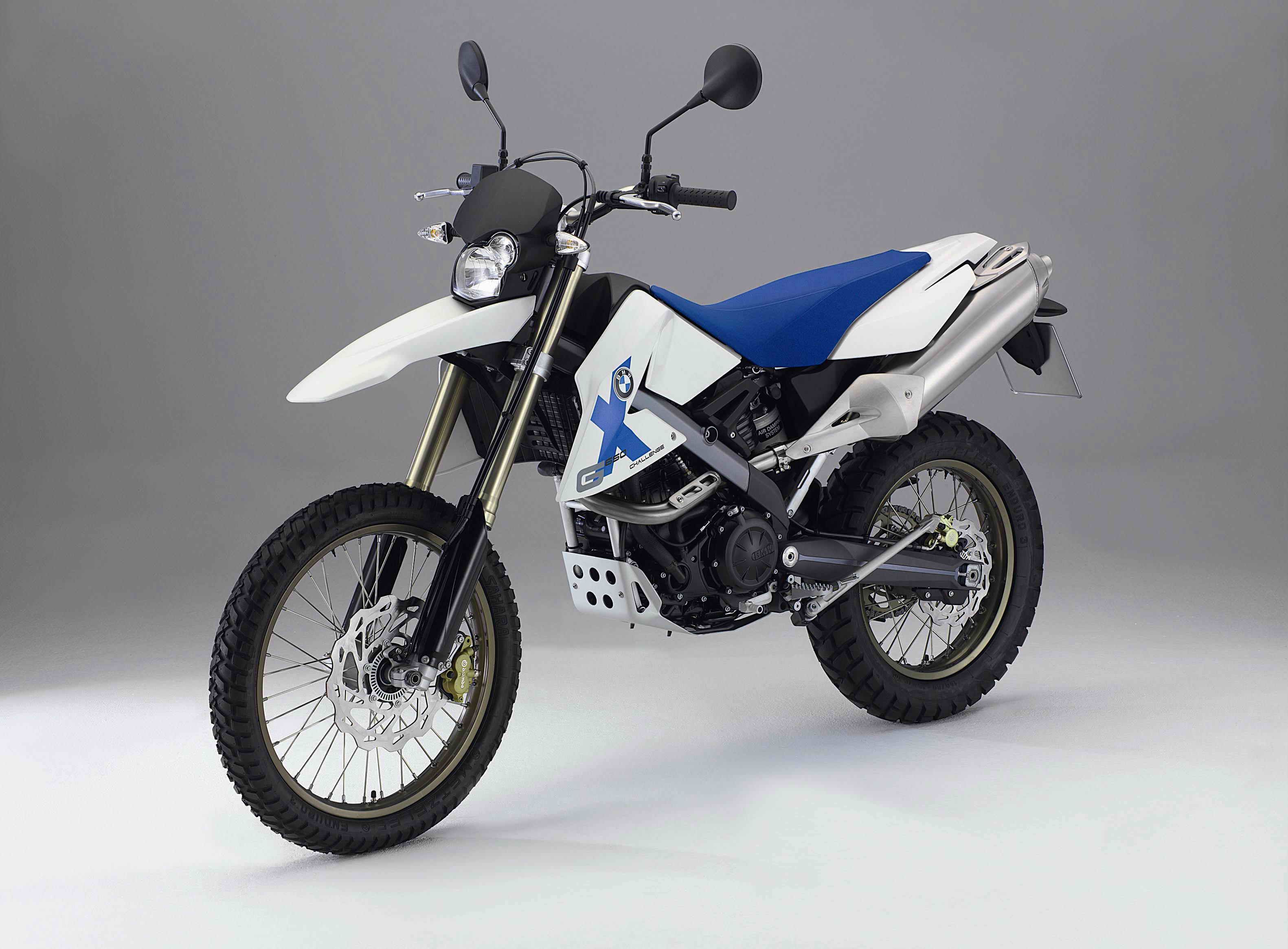 New sales volume record for BMW Motorcycles in 2007