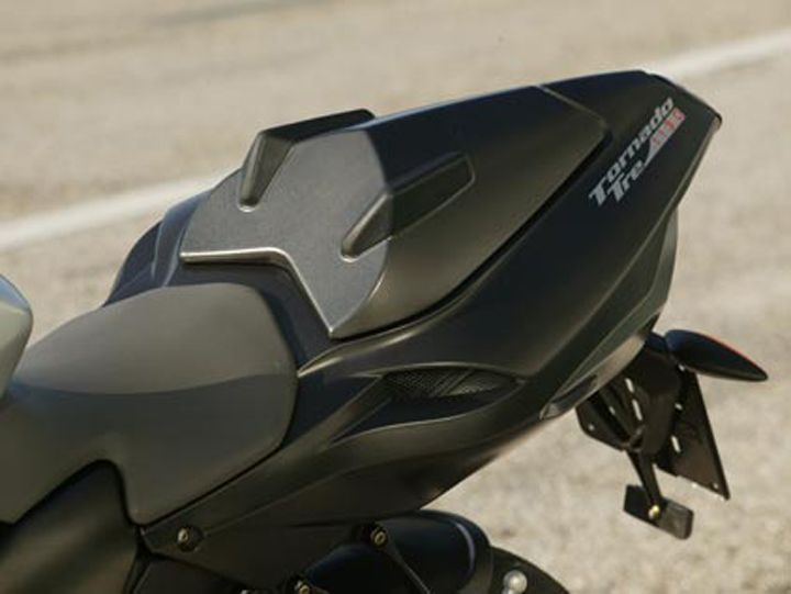  2008 Benelli Tornado Tre 1130 Seat