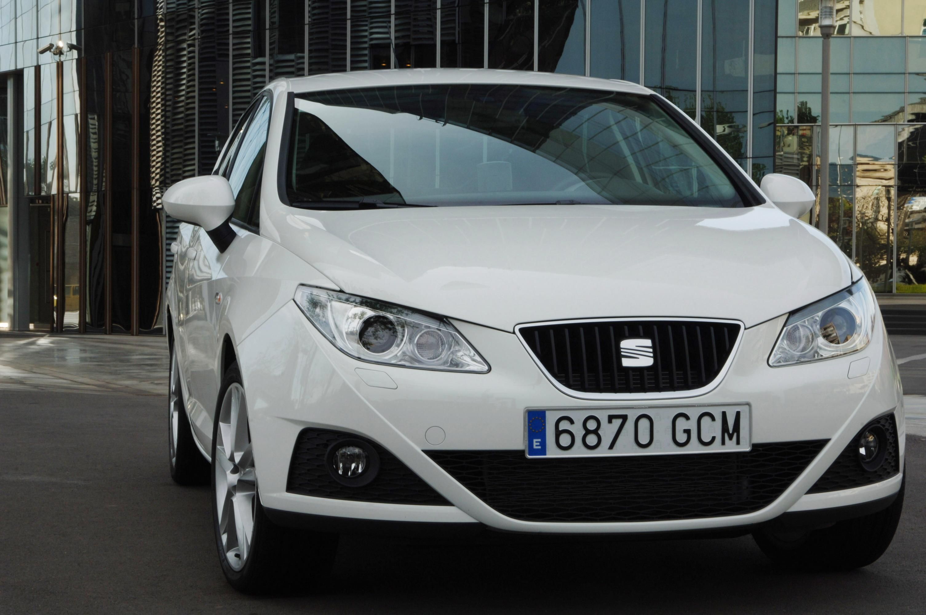 Seat Ibiza 6J SC 1.9 TDI DPF Sport 2009-2009, Autocatalog