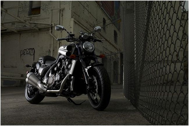 Yamaha vmax chopper hot sale