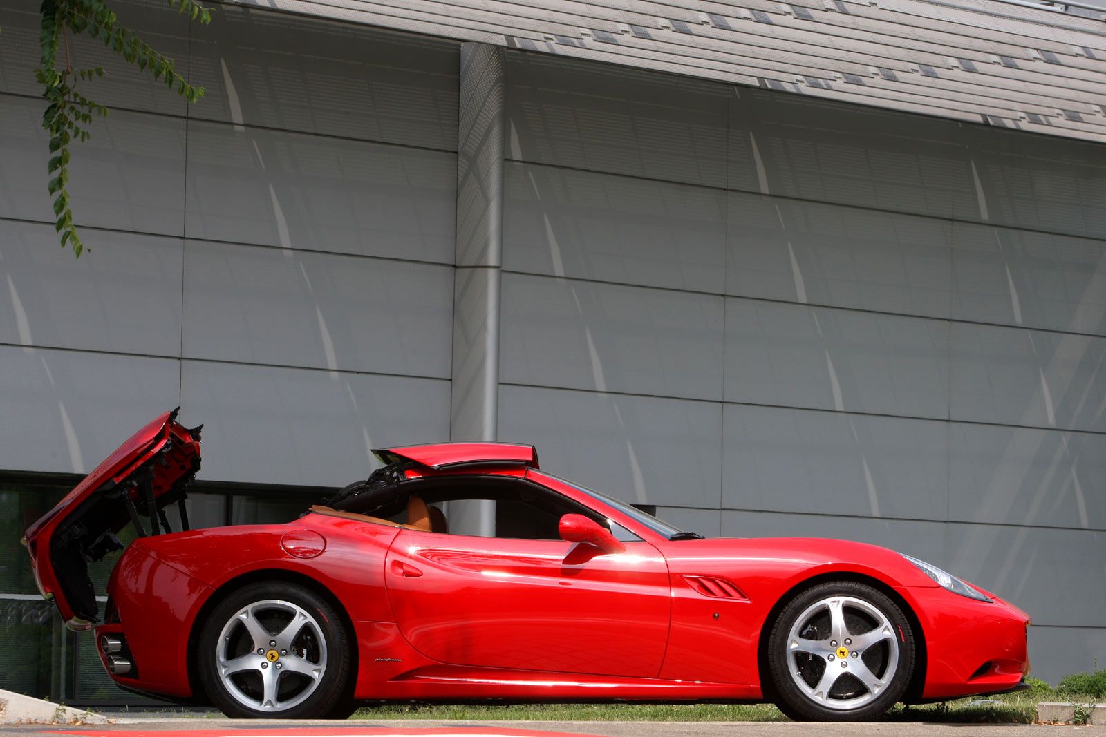 Ferrari California скорость