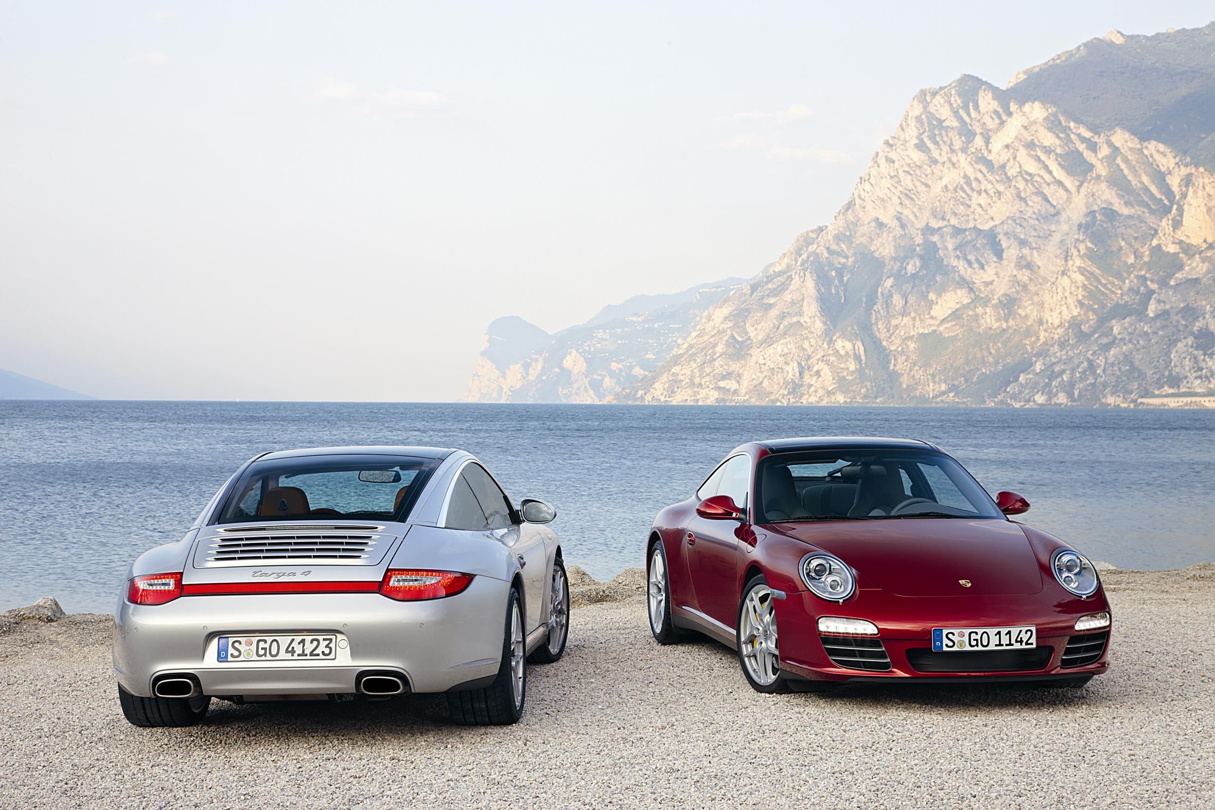 2009 - 2010 Porsche 911 Targa 4 and 4S