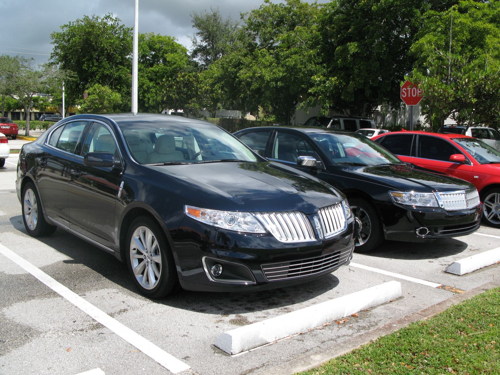 2009 Lincoln MKS AWD