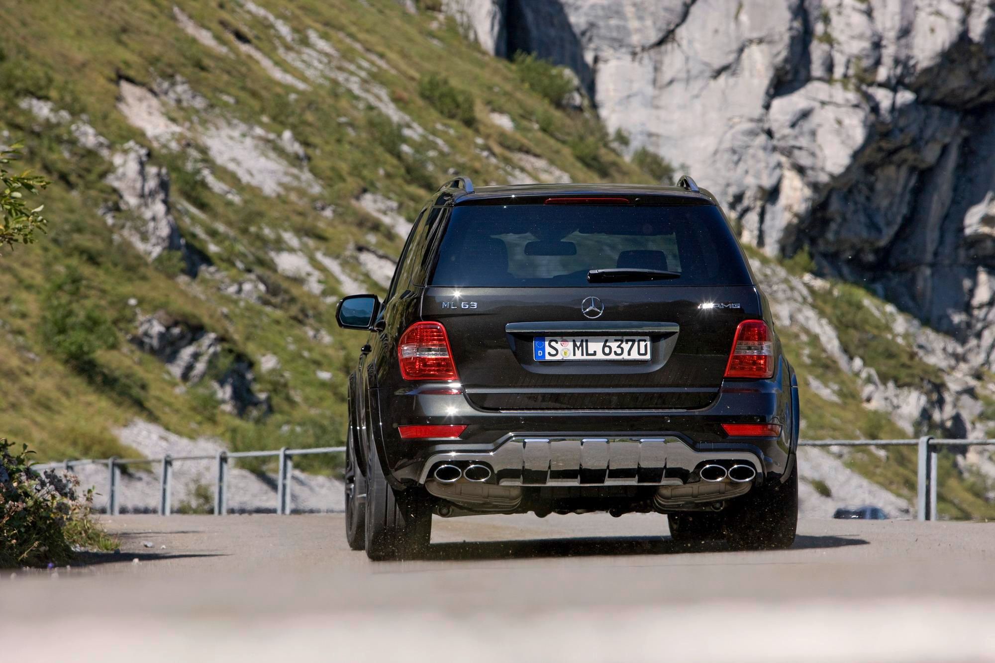 2009 Mercedes ML 63 AMG Performance Studio