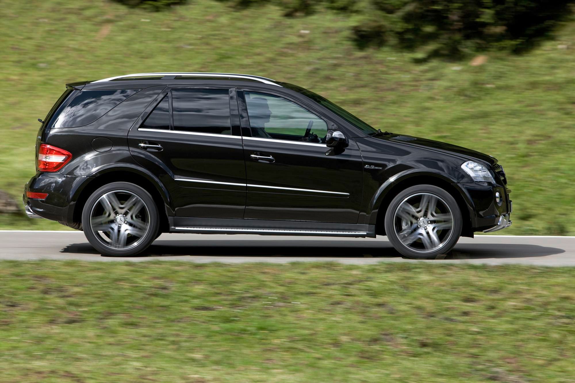 2009 Mercedes ML 63 AMG Performance Studio