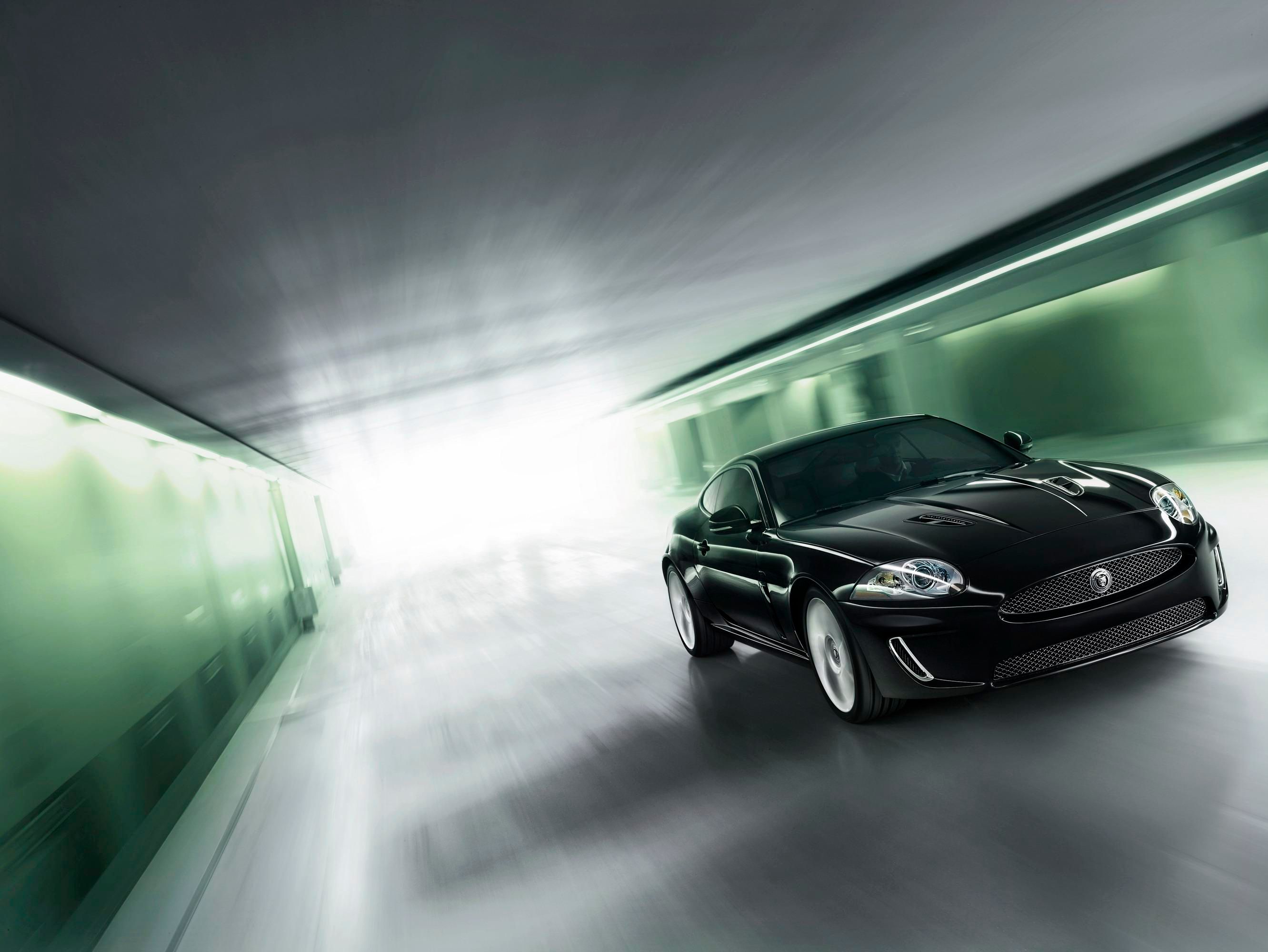 2010 Jaguar XK and XKR