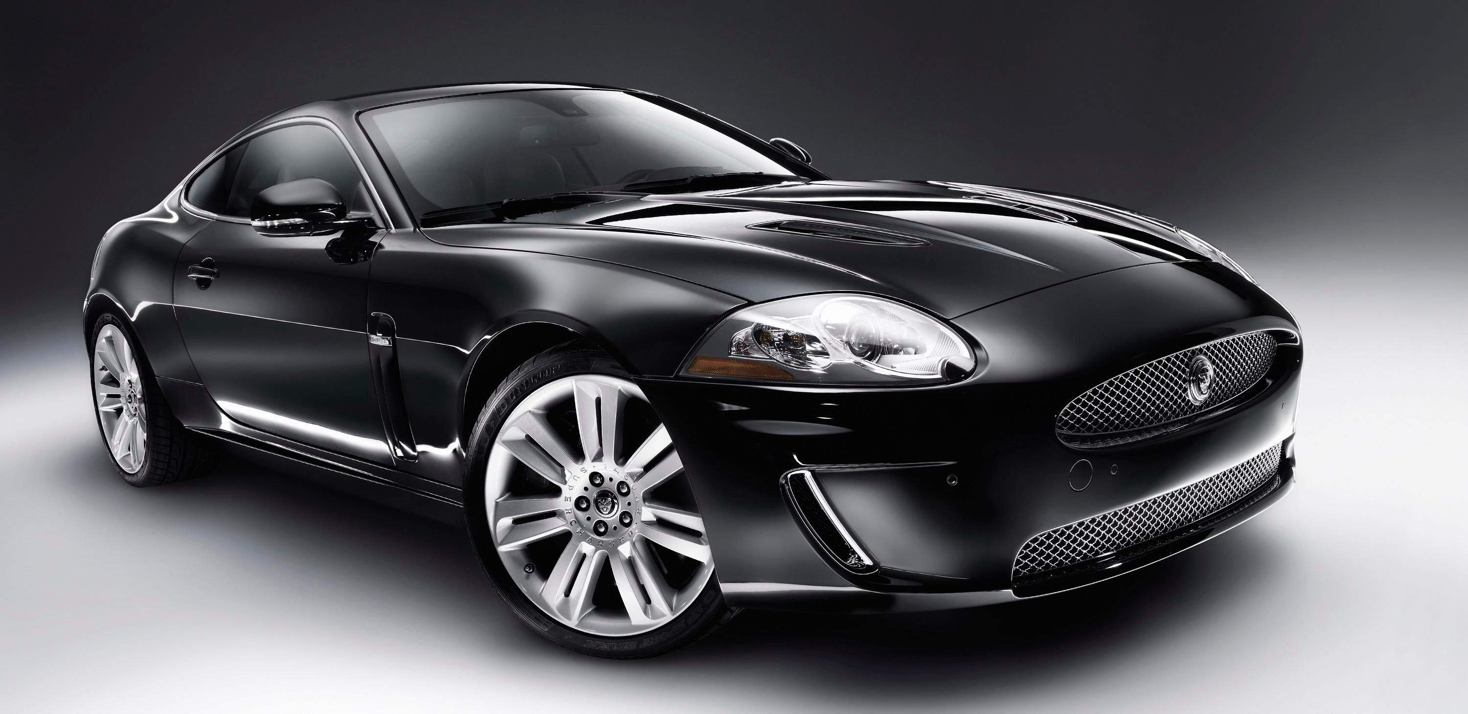 2010 Jaguar XK and XKR