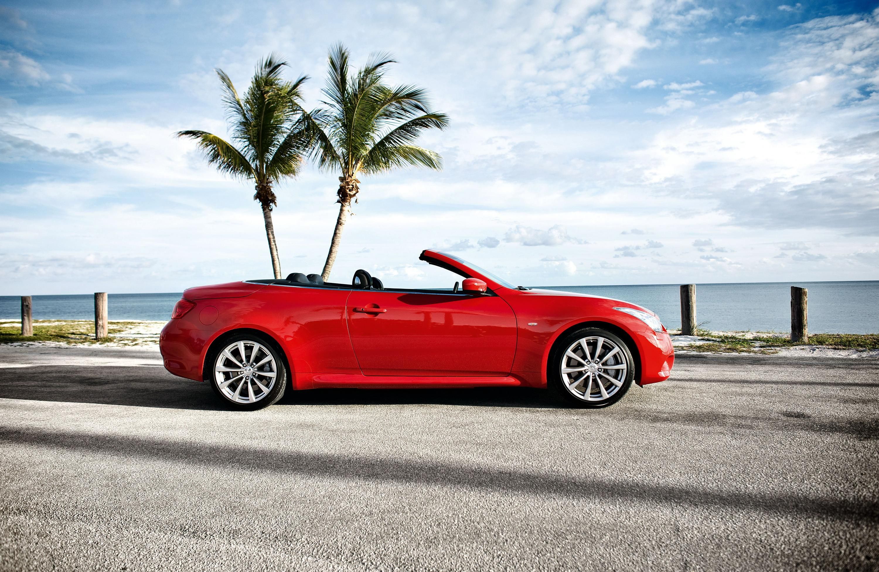 2009 - 2010 Infiniti G37 convertible